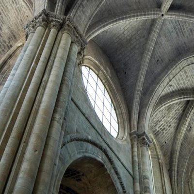 Vista De Las Bóvedas En El Crucero De La Catedral